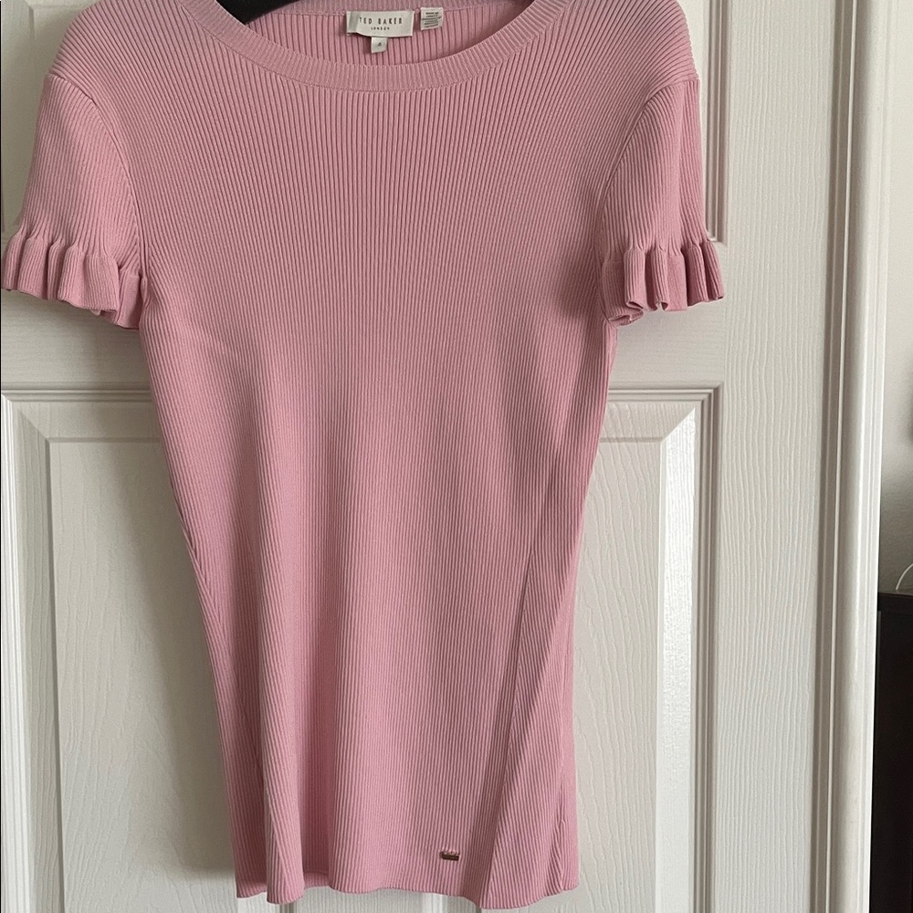 Ted Baker Dusty Pink Ribbed Short Sleeve Top with Ruffle Sleeves